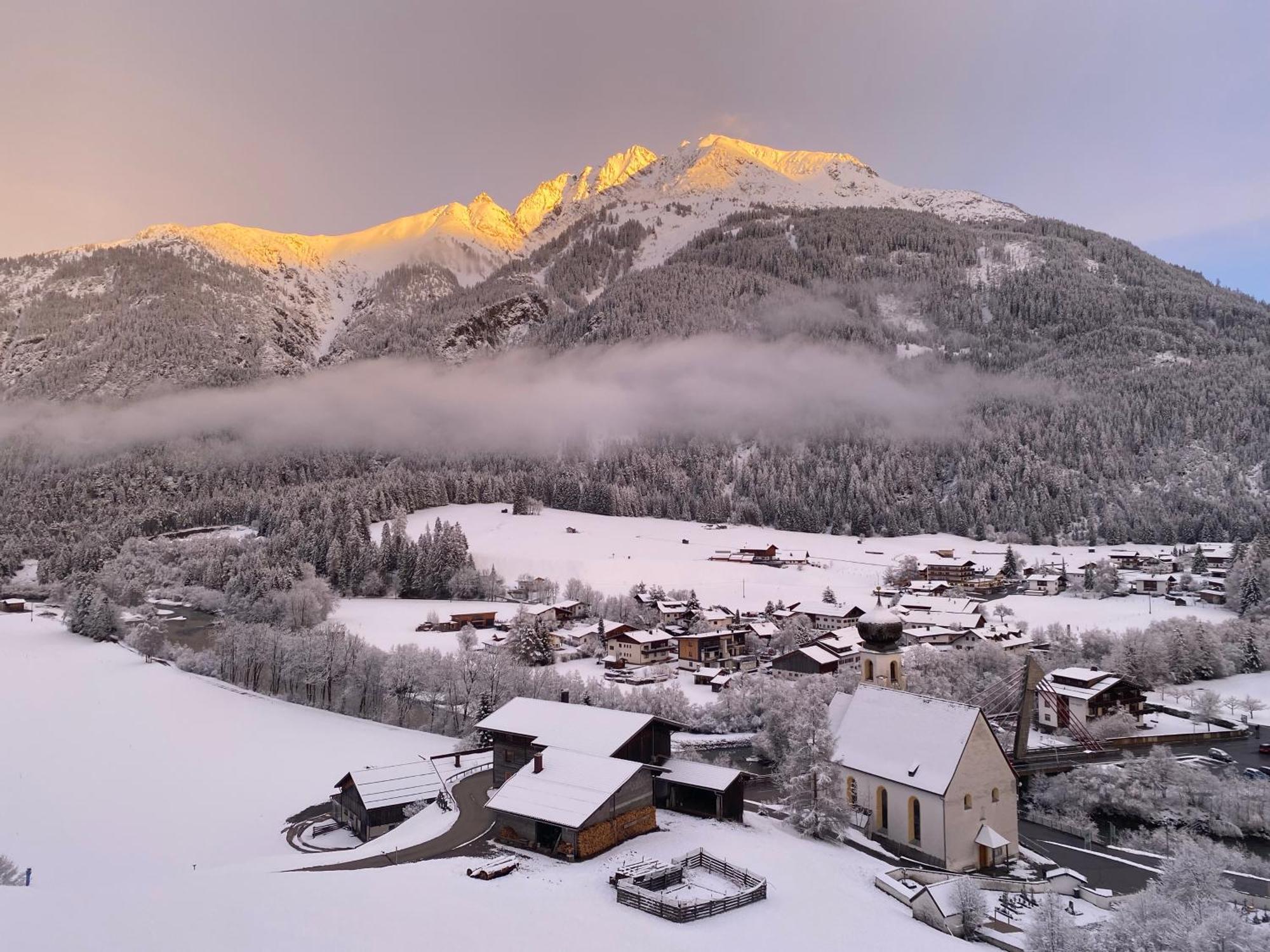 Haus Schoenblick Бах Экстерьер фото